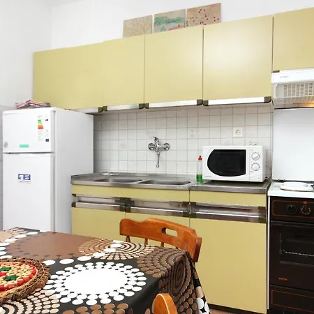 With A Parking Space - 5852 Apartment *
