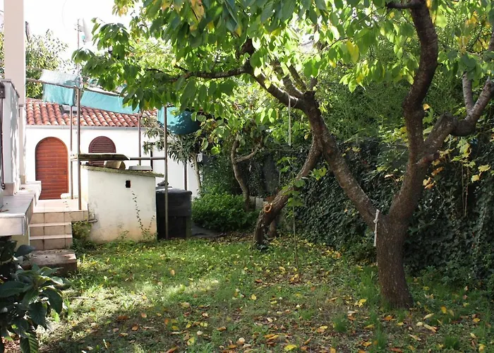 With A Parking Space - 5852 Appartement *